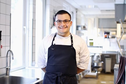 Web_Desktop-Nicolas Muños still photo