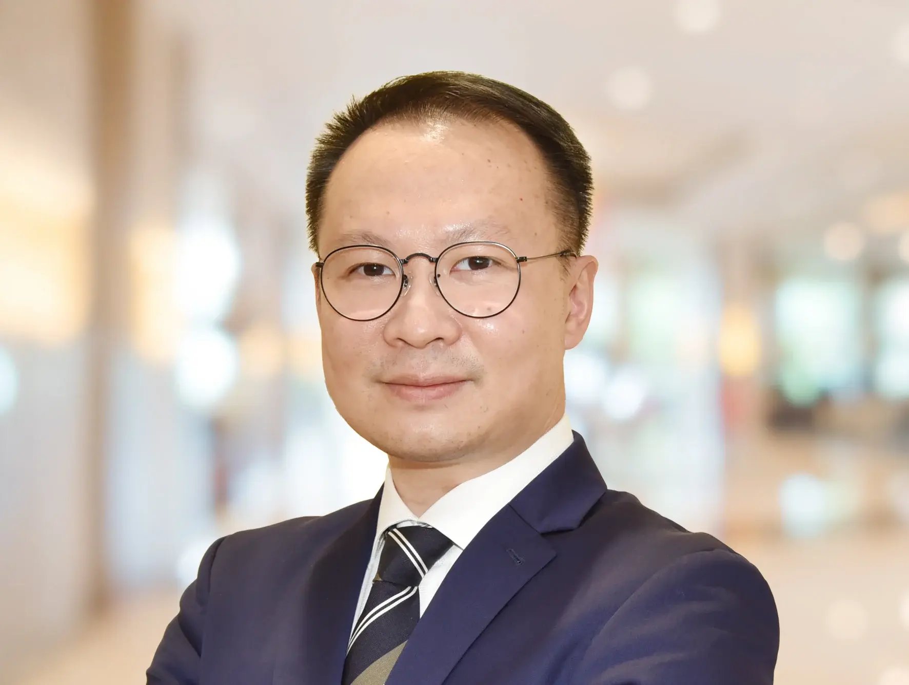 06 - Simon Leung